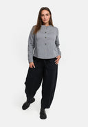 'Juline' Blousejack – Denim met stretch, vrouwelijk & modern