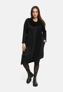 'Lunet' jurk – modern, elegant & met karaktervol ontwerp