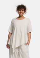 'Valeria' paita – laskeutuva, moderni & minimalistinen