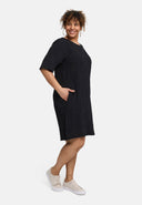 'Crissa' kjole – plisseret, blød & figursmigrende